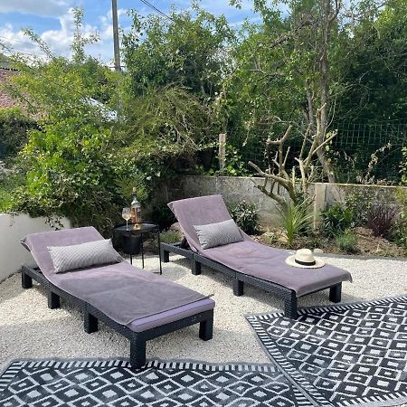 Beautiful Cottage With Private Plunge Pool/Hot Tub - 40 Mins From Puy Du Fou La Chapelle-Saint-Etienne Exteriör bild