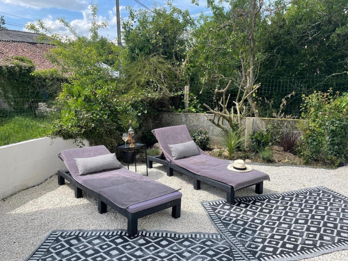Beautiful Cottage With Private Plunge Pool/Hot Tub - 40 Mins From Puy Du Fou La Chapelle-Saint-Etienne Exteriör bild